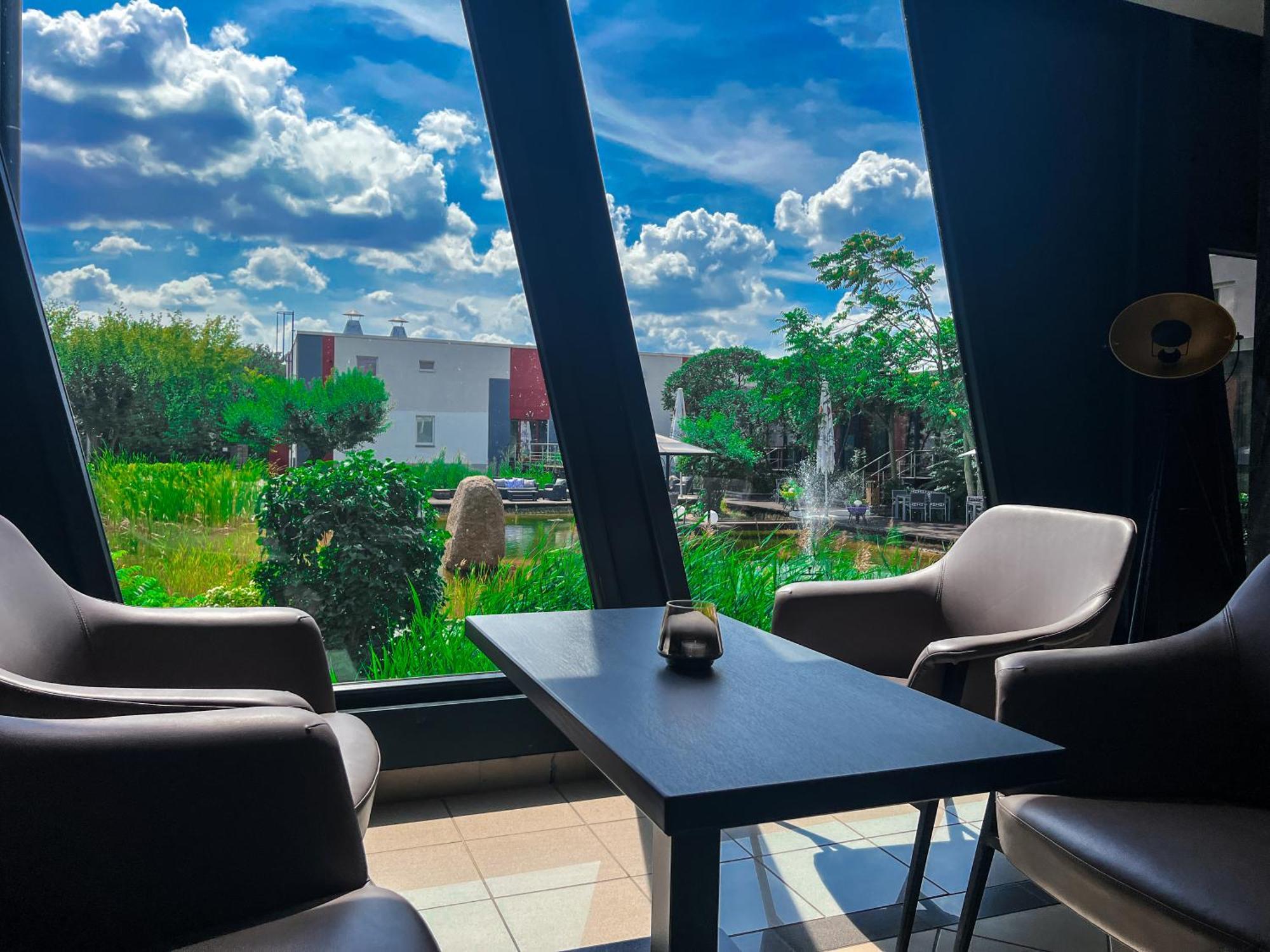 Skyhotel Мерзебурґ Екстер'єр фото