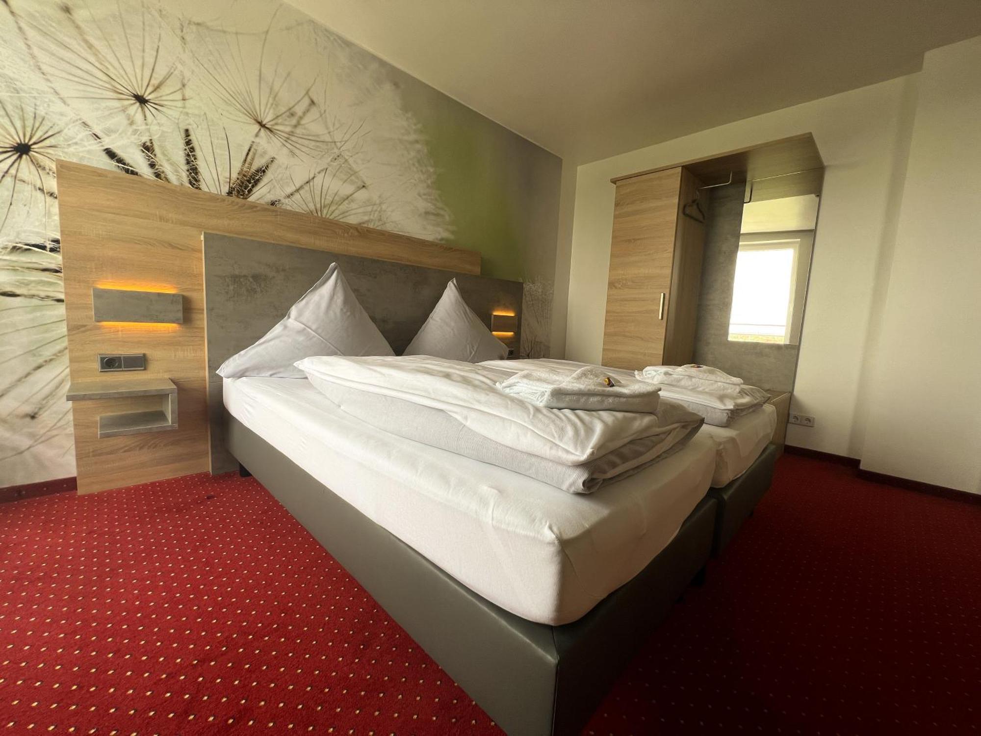 Skyhotel Мерзебурґ Екстер'єр фото