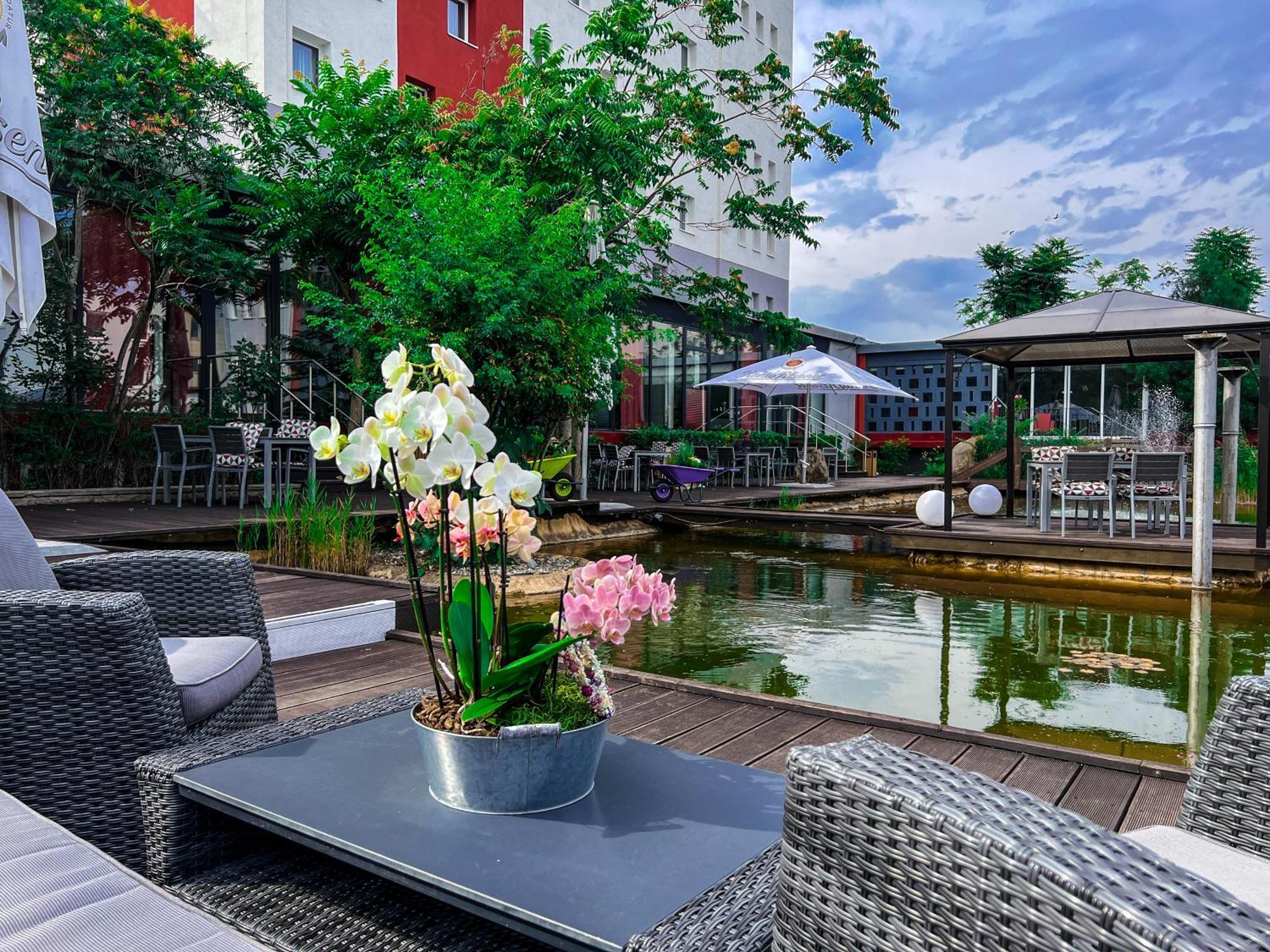 Skyhotel Мерзебурґ Екстер'єр фото