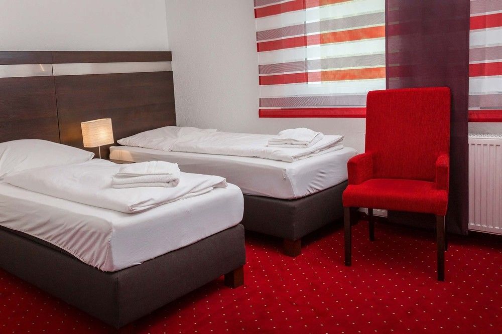 Skyhotel Мерзебурґ Екстер'єр фото