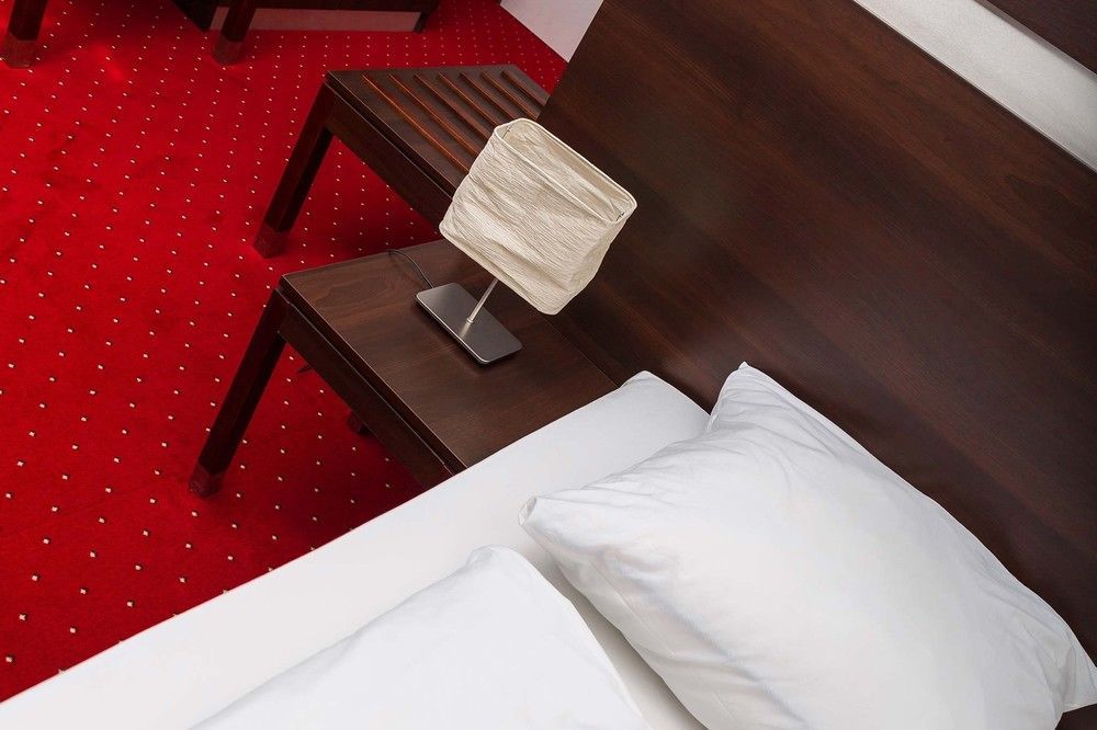 Skyhotel Мерзебурґ Екстер'єр фото
