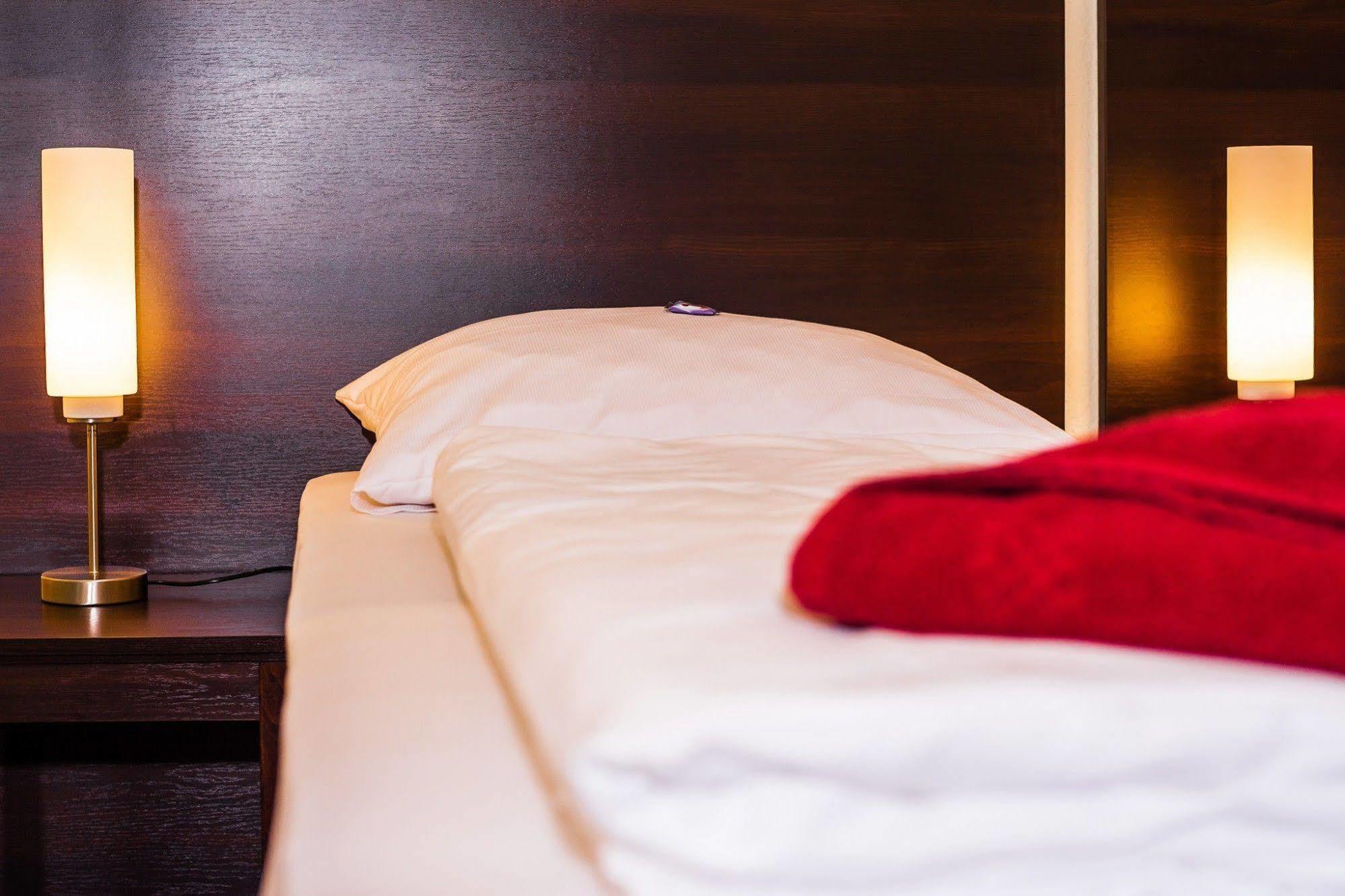 Skyhotel Мерзебурґ Екстер'єр фото
